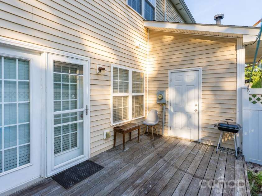 227 Township Drive, Fort Mill, SC 29715.  MLS# CAR4417161, YatesRealty ID 49820. 