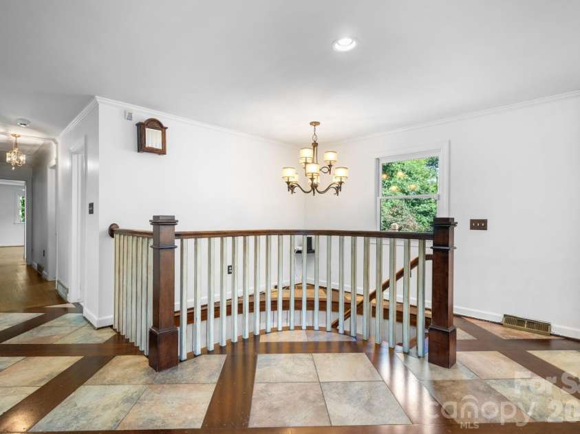 250 36th Avenue, Hickory, NC 28601.  MLS# CAR4413702, YatesRealty ID 49825. 
