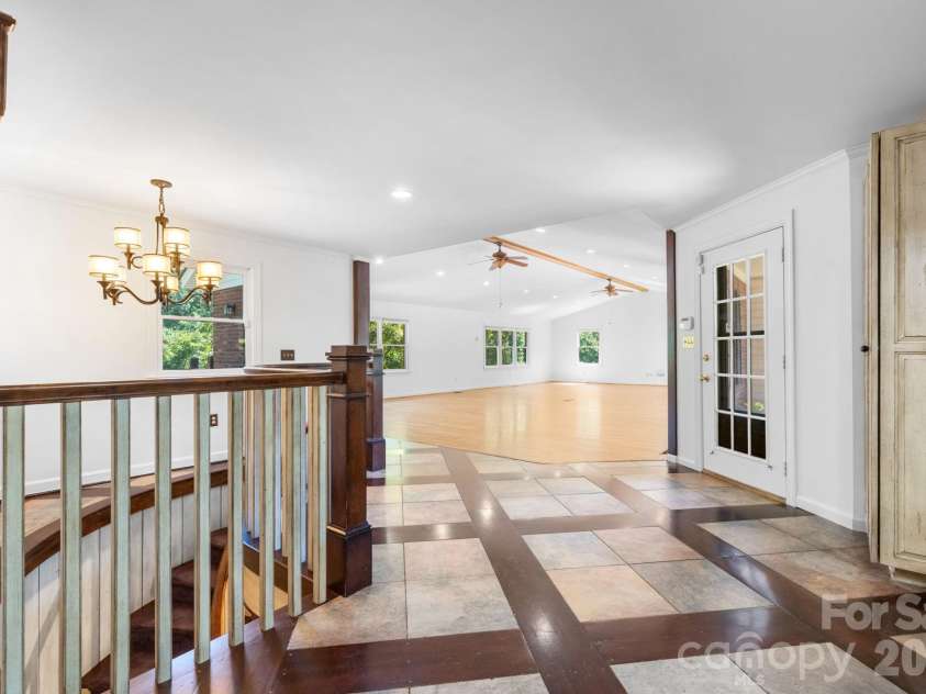 250 36th Avenue, Hickory, NC 28601.  MLS# CAR4413702, YatesRealty ID 49825. 