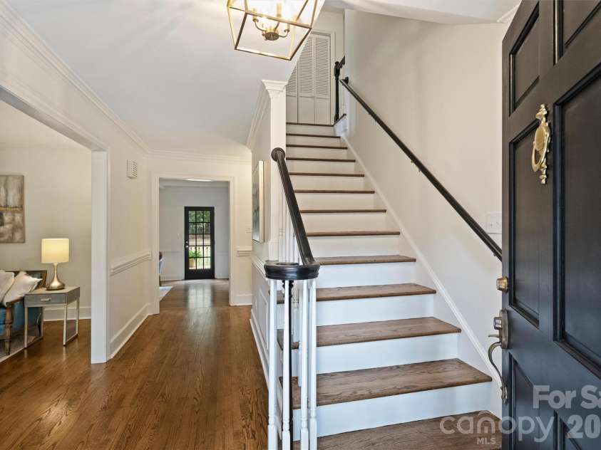 9809 Providence Forest Lane, Charlotte, NC 28270.  MLS# CAR4415159, YatesRealty ID 49826. 