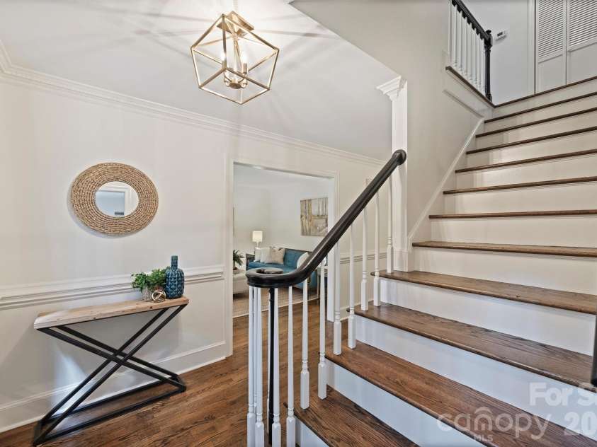 9809 Providence Forest Lane, Charlotte, NC 28270.  MLS# CAR4415159, YatesRealty ID 49826. 