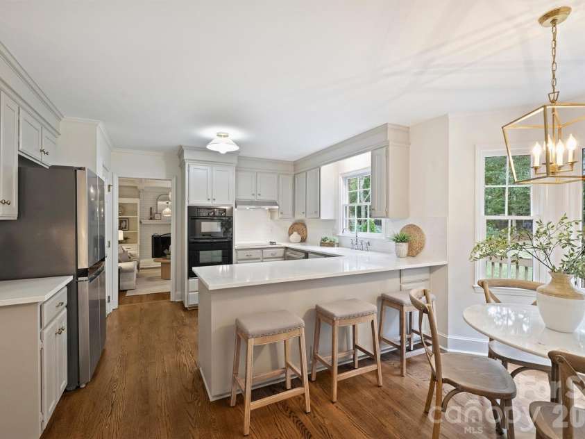 9809 Providence Forest Lane, Charlotte, NC 28270.  MLS# CAR4415159, YatesRealty ID 49826. 
