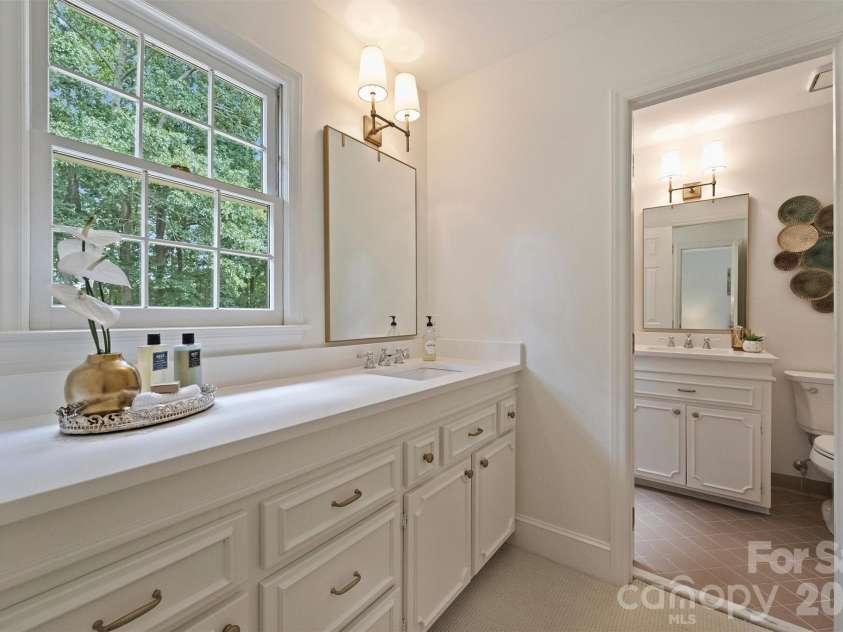 9809 Providence Forest Lane, Charlotte, NC 28270.  MLS# CAR4415159, YatesRealty ID 49826. 