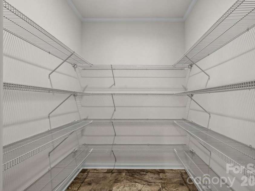 10429 Starwood Drive, Charlotte, NC 28215.  MLS# CAR4412020, YatesRealty ID 49827. Walk in pantry