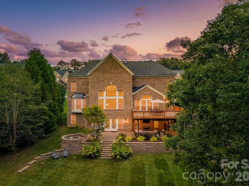 7315 Yellowhorn Trail, Waxhaw, NC 28173.  MLS# CAR4411651, YatesRealty ID 49828. 