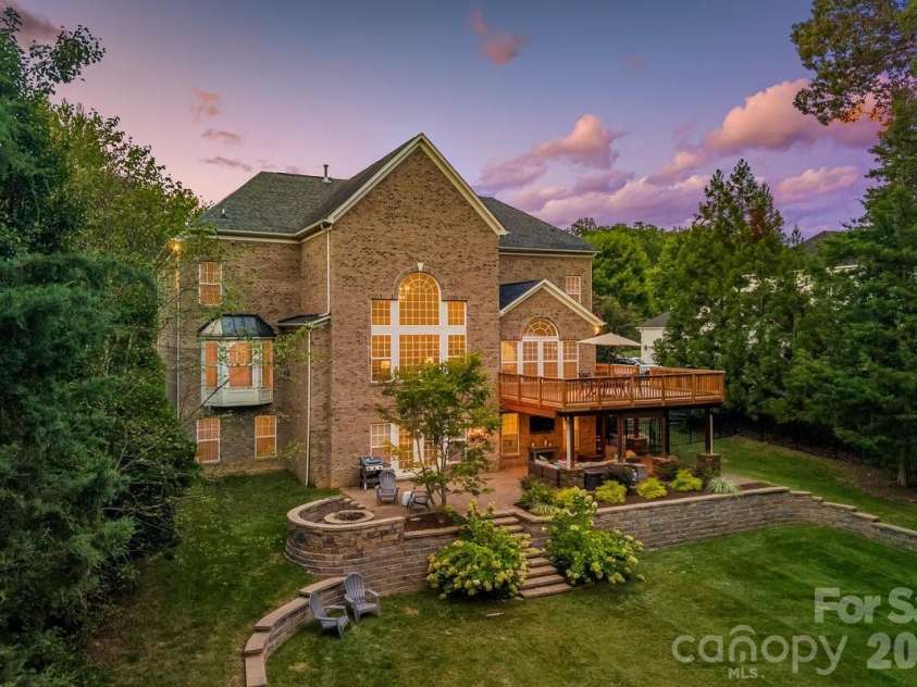 7315 Yellowhorn Trail, Waxhaw, NC 28173.  MLS# CAR4411651, YatesRealty ID 49828. 