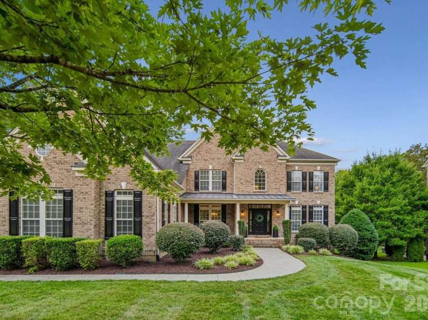 7315 Yellowhorn Trail, Waxhaw, NC 28173.  MLS# CAR4411651, YatesRealty ID 49828. 