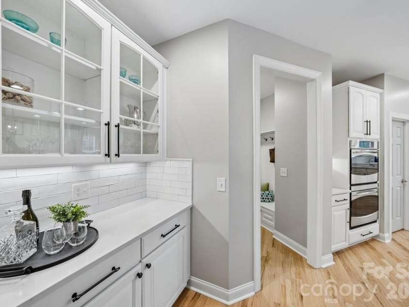 7315 Yellowhorn Trail, Waxhaw, NC 28173.  MLS# CAR4411651, YatesRealty ID 49828. 