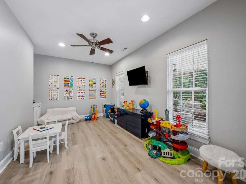 7315 Yellowhorn Trail, Waxhaw, NC 28173.  MLS# CAR4411651, YatesRealty ID 49828. 