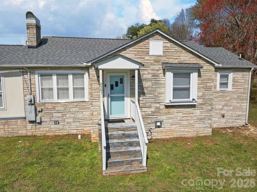 2501 US 70 Highway, Morganton, NC 28655.  MLS# CAR4357633, YatesRealty ID 4983. 