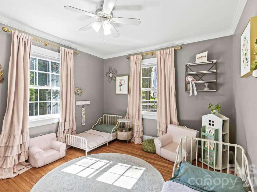 512 Bascom Street, Charlotte, NC 28205.  MLS# CAR4412433, YatesRealty ID 49830. Bedroom 3