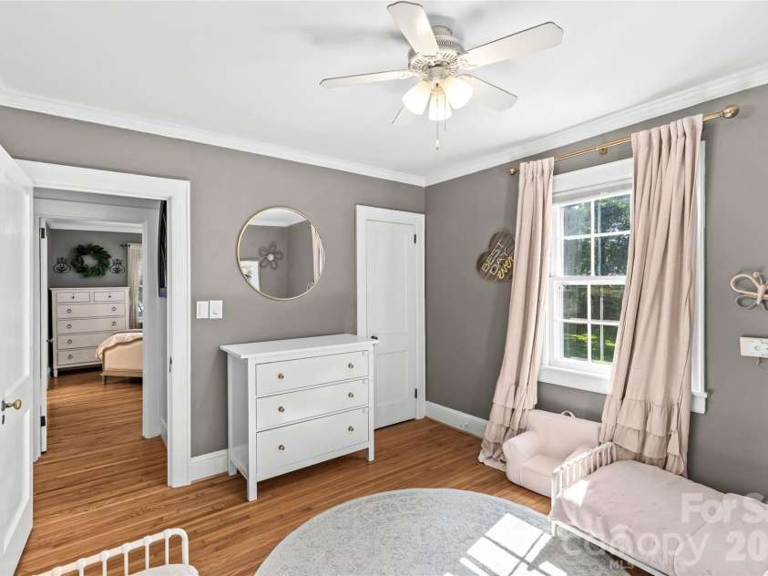 512 Bascom Street, Charlotte, NC 28205.  MLS# CAR4412433, YatesRealty ID 49830. Bedroom 3