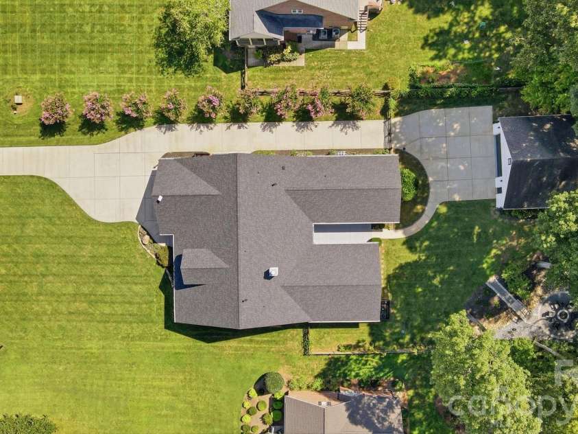 110 Henry Lane, Mooresville, NC 28117.  MLS# CAR4408414, YatesRealty ID 49831. 