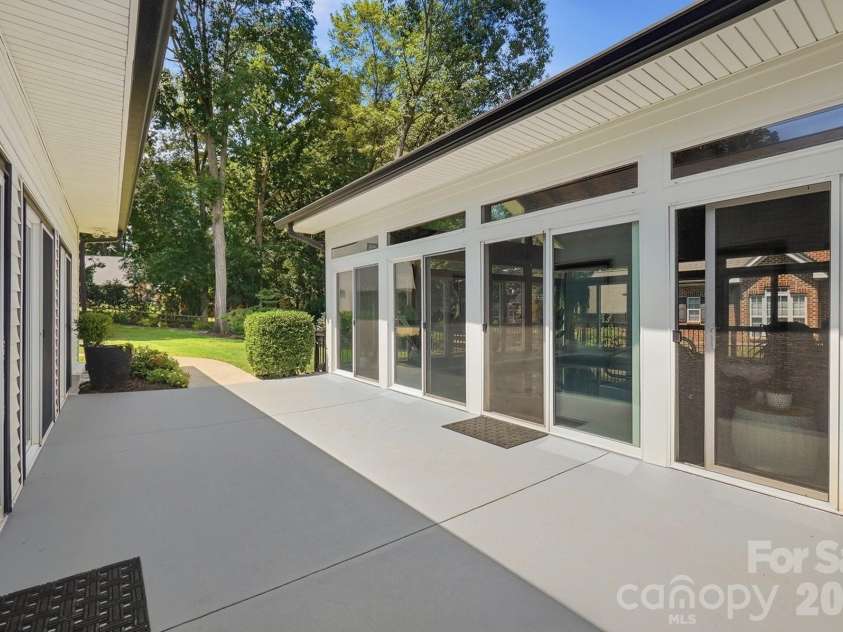 110 Henry Lane, Mooresville, NC 28117.  MLS# CAR4408414, YatesRealty ID 49831. 
