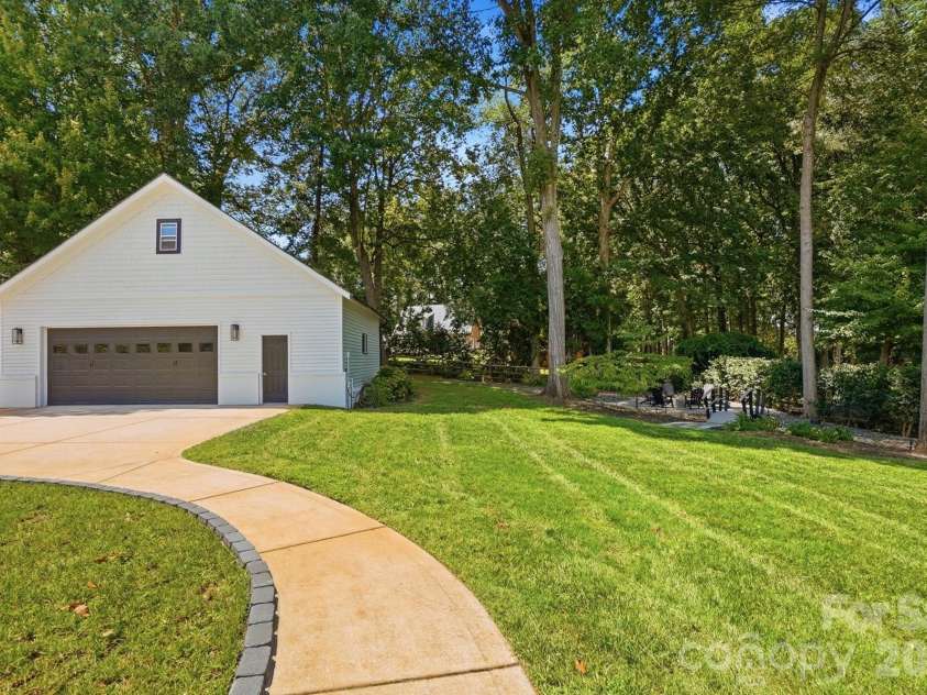 110 Henry Lane, Mooresville, NC 28117.  MLS# CAR4408414, YatesRealty ID 49831. 