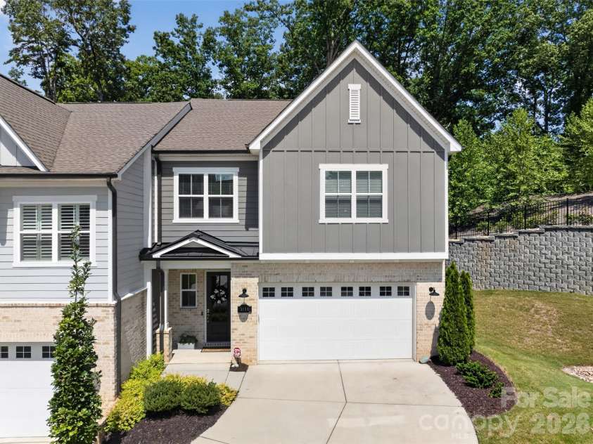 3135 Everly Enclave Way, Charlotte, NC 28210.  MLS# CAR4409003, YatesRealty ID 49832. 
