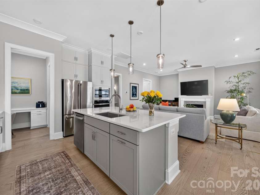 3135 Everly Enclave Way, Charlotte, NC 28210.  MLS# CAR4409003, YatesRealty ID 49832. 