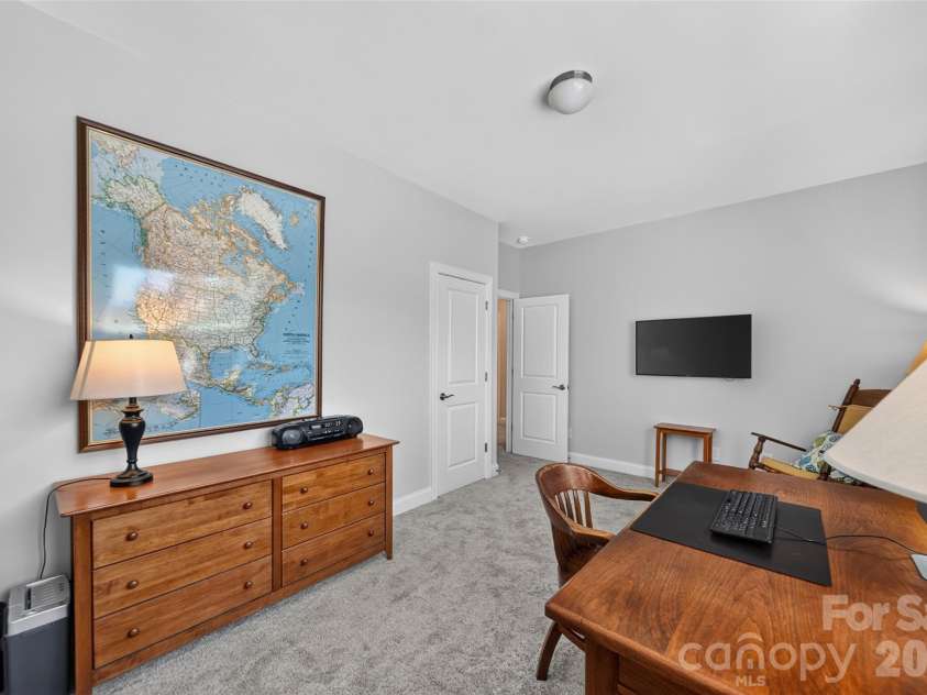3135 Everly Enclave Way, Charlotte, NC 28210.  MLS# CAR4409003, YatesRealty ID 49832. 