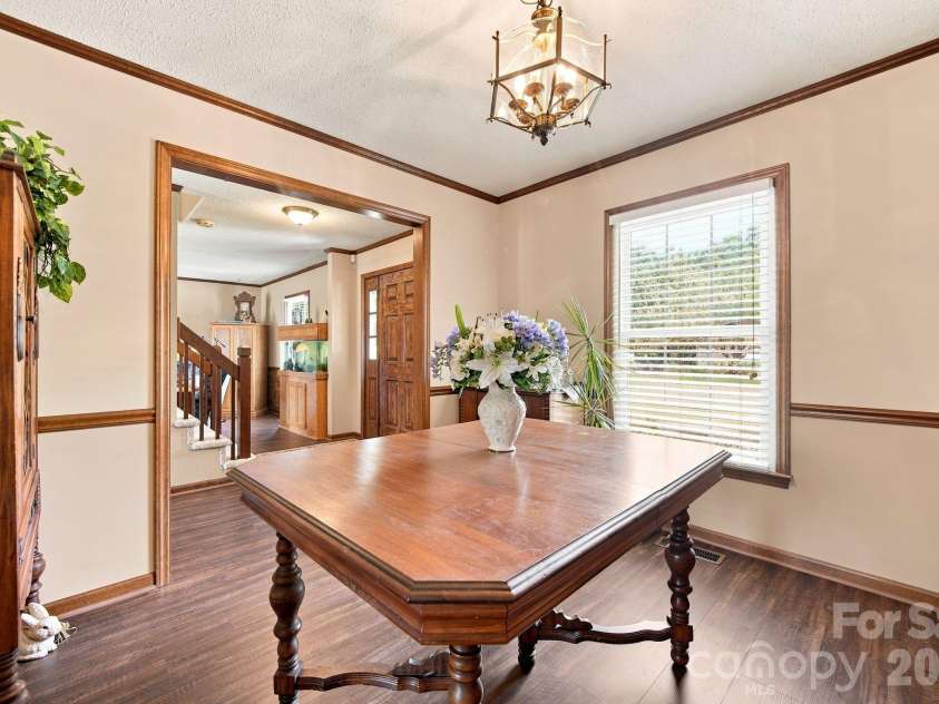 2325 Winterfield Drive, Gastonia, NC 28056.  MLS# CAR4408446, YatesRealty ID 49833. 