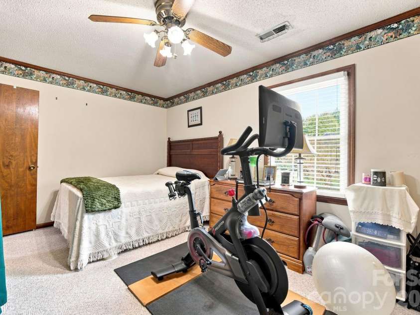 2325 Winterfield Drive, Gastonia, NC 28056.  MLS# CAR4408446, YatesRealty ID 49833. 