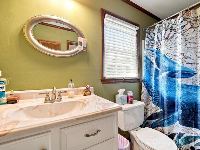 2325 Winterfield Drive, Gastonia, NC 28056.  MLS# CAR4408446, YatesRealty ID 49833. Primary bathroom