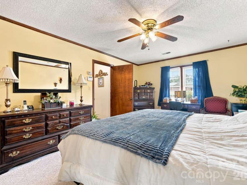 2325 Winterfield Drive, Gastonia, NC 28056.  MLS# CAR4408446, YatesRealty ID 49833. Primary bedroom