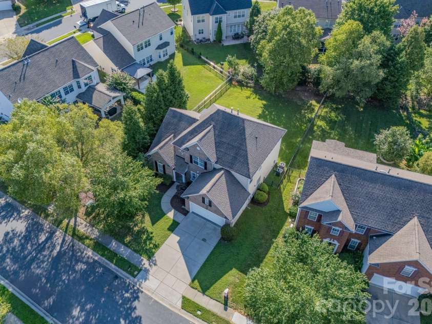 15611 Prescott Hill Avenue, Charlotte, NC 28277.  MLS# CAR4407678, YatesRealty ID 49834. 