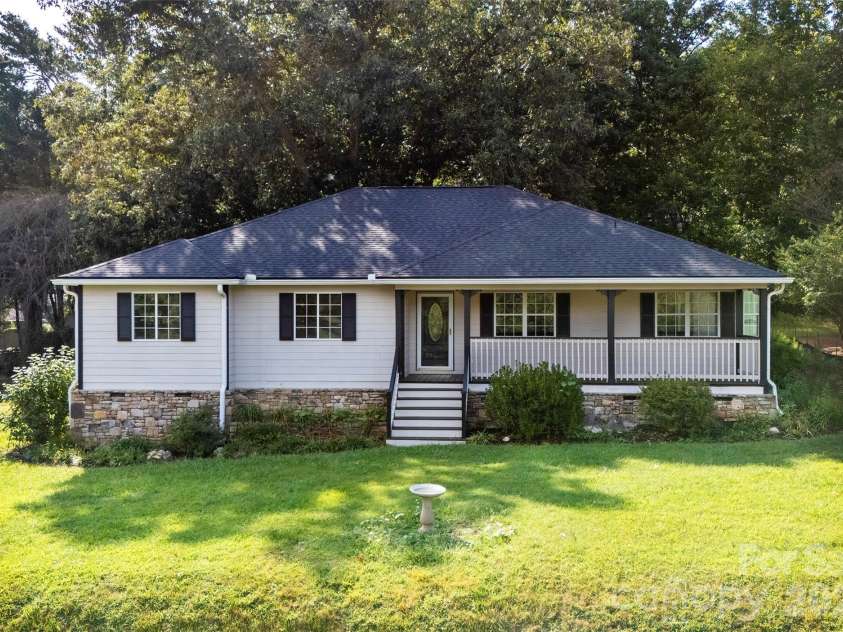 540 Old Haw Creek Road, Asheville, NC 28805.  MLS# CAR4387997, YatesRealty ID 49836. 