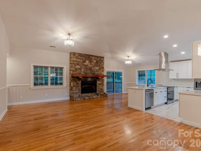 540 Old Haw Creek Road, Asheville, NC 28805.  MLS# CAR4387997, YatesRealty ID 49836. 