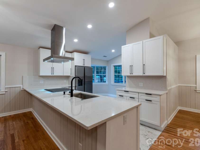 540 Old Haw Creek Road, Asheville, NC 28805.  MLS# CAR4387997, YatesRealty ID 49836. 