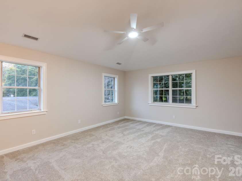 540 Old Haw Creek Road, Asheville, NC 28805.  MLS# CAR4387997, YatesRealty ID 49836. 