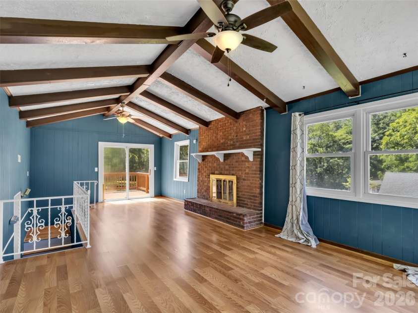 29 Colony Lane, Waynesville, NC 28786.  MLS# CAR4419104, YatesRealty ID 49837. 