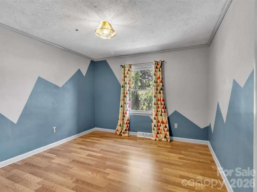 29 Colony Lane, Waynesville, NC 28786.  MLS# CAR4419104, YatesRealty ID 49837. 