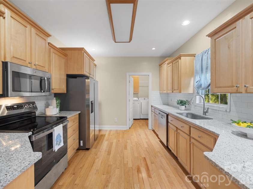 210 Pinewood Lane, Rock Hill, SC 29730.  MLS# CAR4410773, YatesRealty ID 49839. 