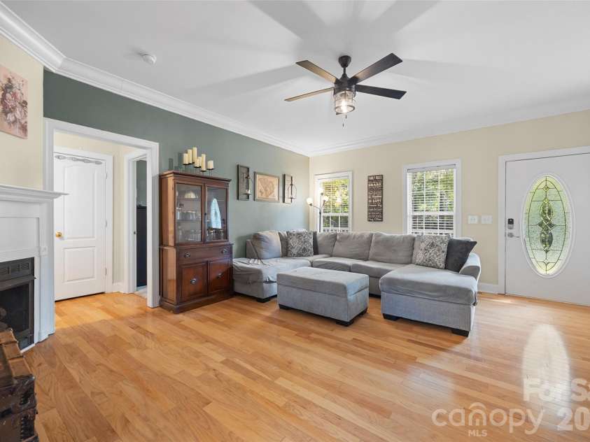 210 Pinewood Lane, Rock Hill, SC 29730.  MLS# CAR4410773, YatesRealty ID 49839. 