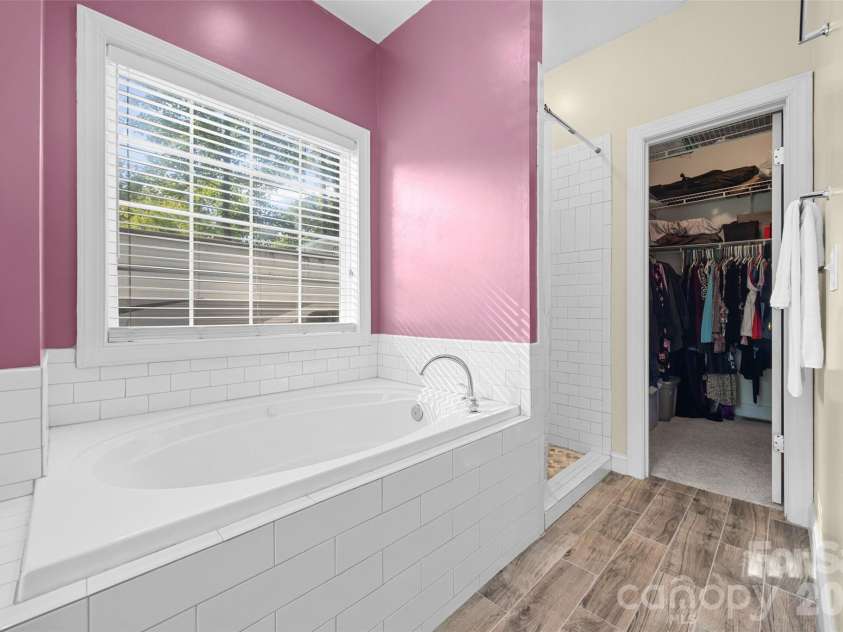 210 Pinewood Lane, Rock Hill, SC 29730.  MLS# CAR4410773, YatesRealty ID 49839. 