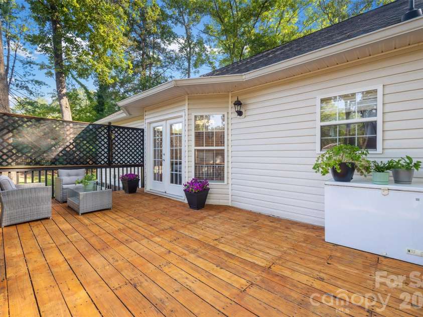 210 Pinewood Lane, Rock Hill, SC 29730.  MLS# CAR4410773, YatesRealty ID 49839. 