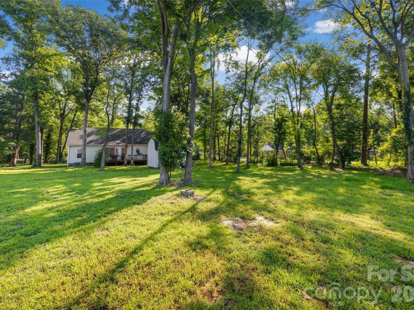 210 Pinewood Lane, Rock Hill, SC 29730.  MLS# CAR4410773, YatesRealty ID 49839. 