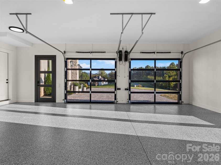 323 Chukar Way, Fletcher, NC 28732.  MLS# CAR4422780, YatesRealty ID 49840. 