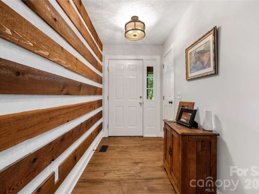 160 Palomino Trail, Mount Holly, NC 28120.  MLS# CAR4422505, YatesRealty ID 49841. 