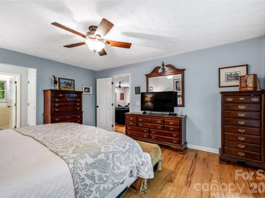 160 Palomino Trail, Mount Holly, NC 28120.  MLS# CAR4422505, YatesRealty ID 49841. 