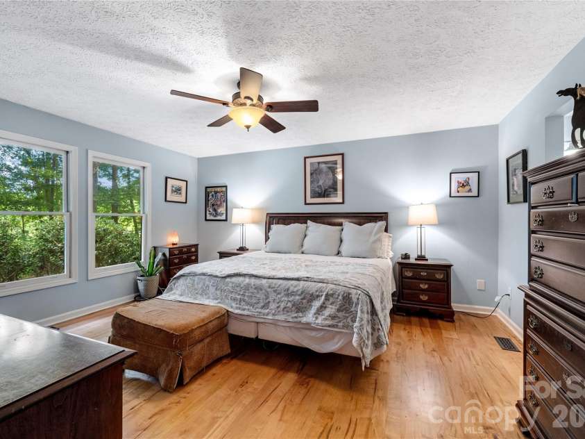 160 Palomino Trail, Mount Holly, NC 28120.  MLS# CAR4422505, YatesRealty ID 49841. Primary bedroom