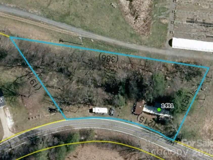 1491 Prices Creek Road, Burnsville, NC 28714.  MLS# CAR4422423, YatesRealty ID 49844. 