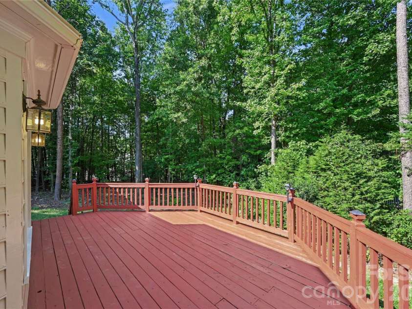 14905 Wyndham Oaks Drive, Charlotte, NC 28277.  MLS# CAR4420828, YatesRealty ID 49845. 