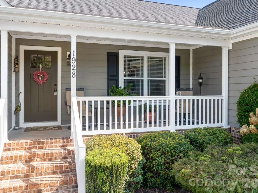 1928 Cordia Circle, Newton, NC 28658.  MLS# CAR4422534, YatesRealty ID 49846. 