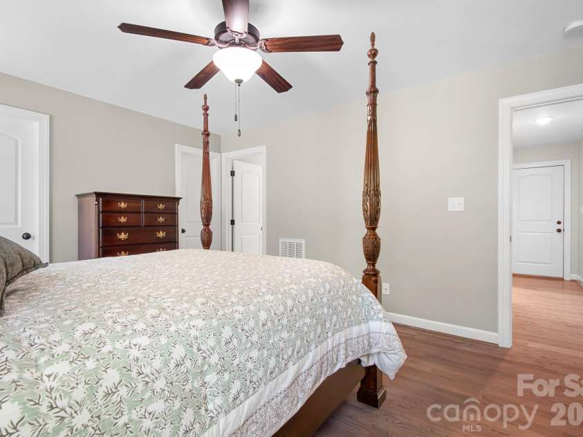 1928 Cordia Circle, Newton, NC 28658.  MLS# CAR4422534, YatesRealty ID 49846. 