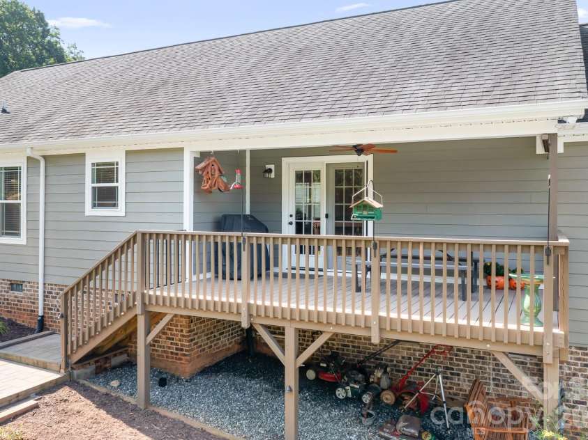 1928 Cordia Circle, Newton, NC 28658.  MLS# CAR4422534, YatesRealty ID 49846. 
