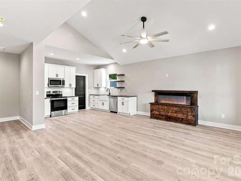 156 Edwards Avenue, Swannanoa, NC 28778.  MLS# CAR4422334, YatesRealty ID 49847. Open Concept living and kitchen area