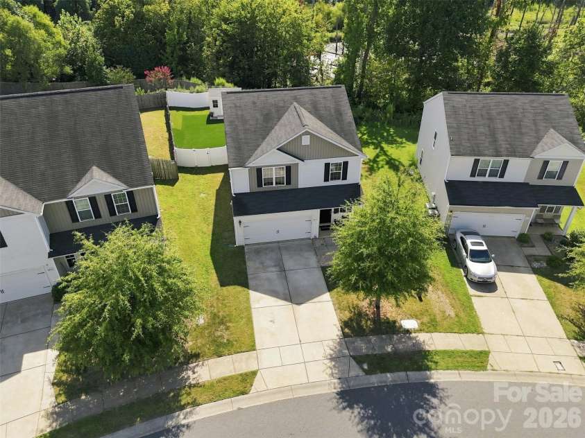 8219 Paw Valley Lane, Charlotte, NC 28214.  MLS# CAR4421685, YatesRealty ID 49848. 
