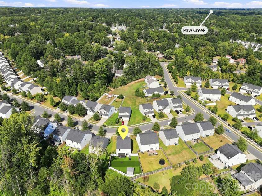 8219 Paw Valley Lane, Charlotte, NC 28214.  MLS# CAR4421685, YatesRealty ID 49848. 